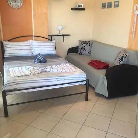 Konba Luxury Mini Apartamento Tessalónica
